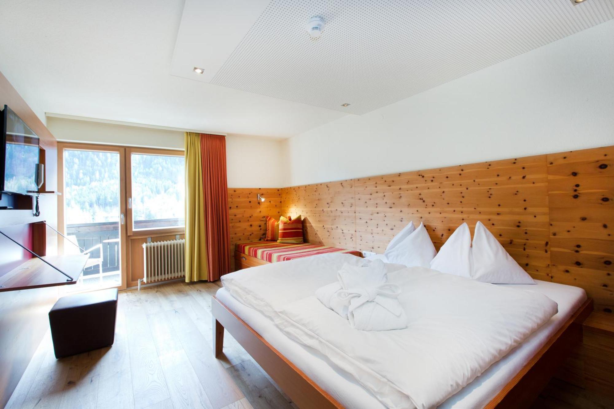 Familienhotel Lagant Бранд Экстерьер фото