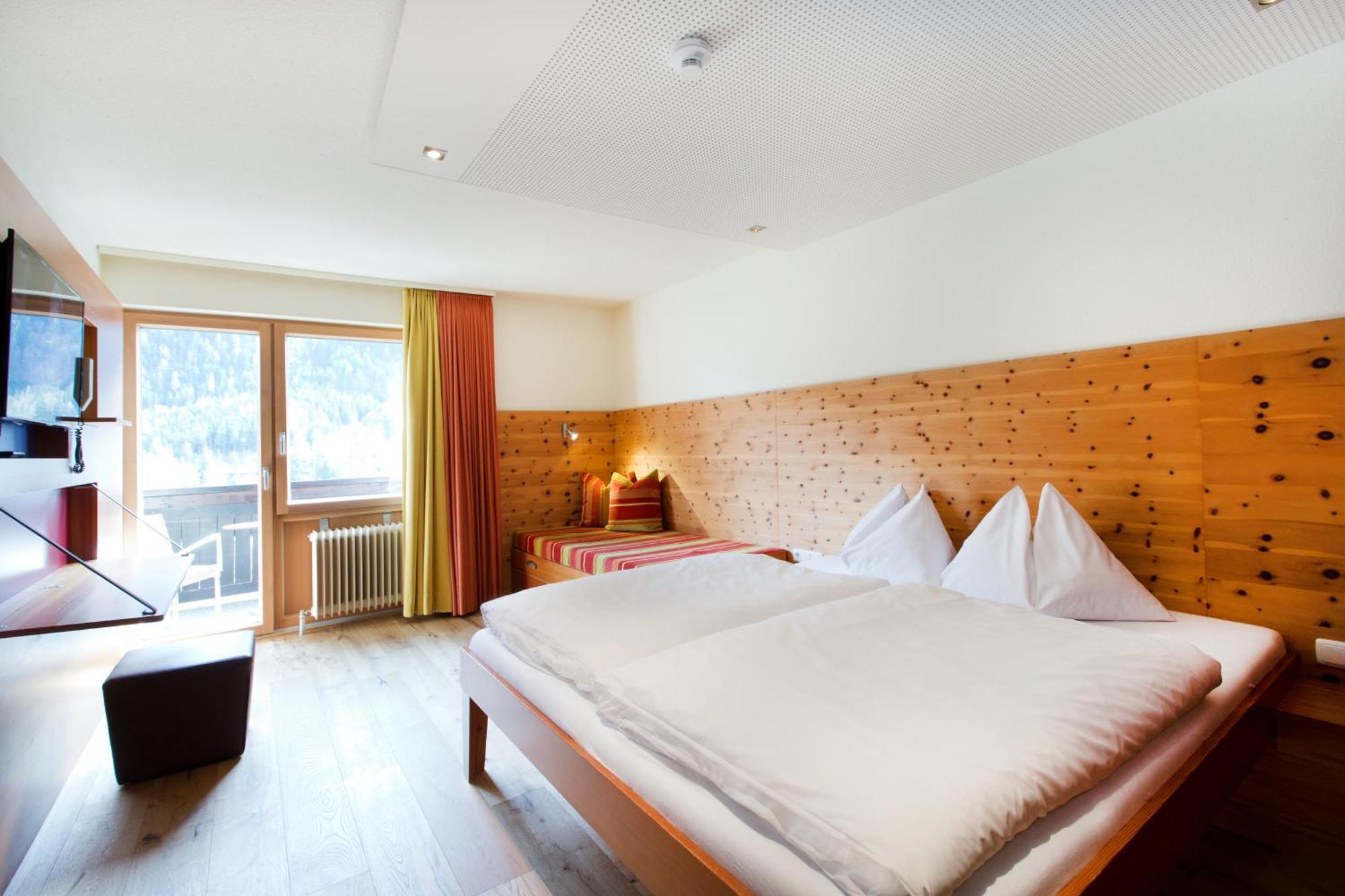 Familienhotel Lagant Бранд Экстерьер фото